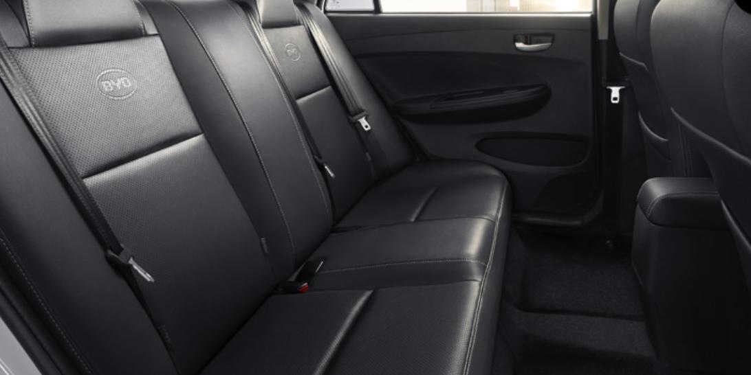 比亚迪f3十万以内全款落地的车,买比亚迪f3落地价多少钱