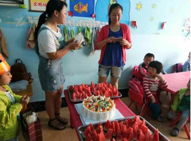 幼儿园盛行“分享礼物”,父母们却敢怒不敢言,是分享还是攀比?