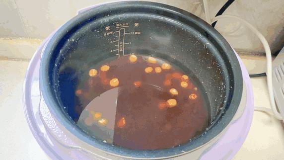 大宇电压力锅焖饭使用过程 (大宇电炖锅焖饭)