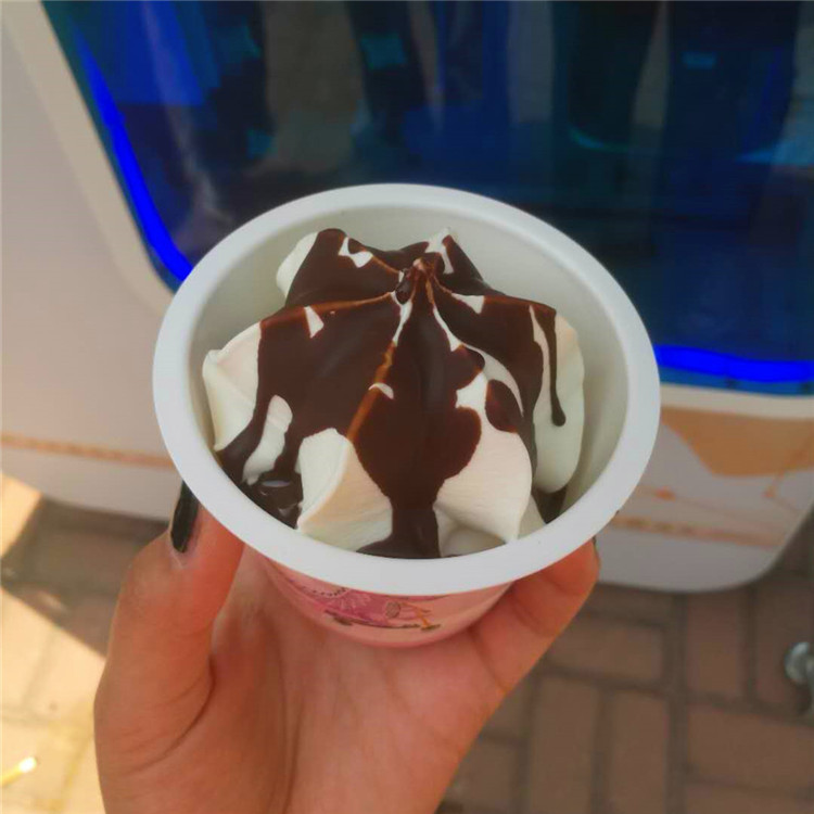 六加科技冰激凌售卖机怎么样,自助冰激凌机生产厂家