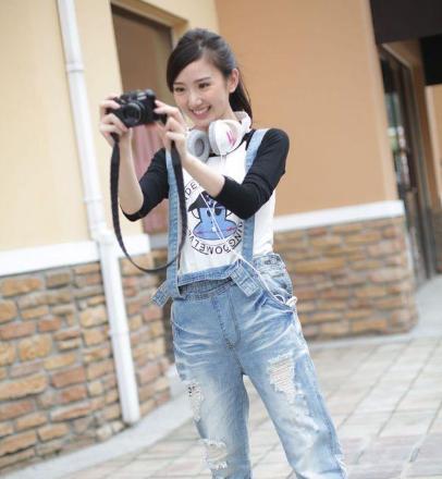 人前是巨星，人后是赚钱工具？这7位明星的爹妈，堪比“吸血鬼”