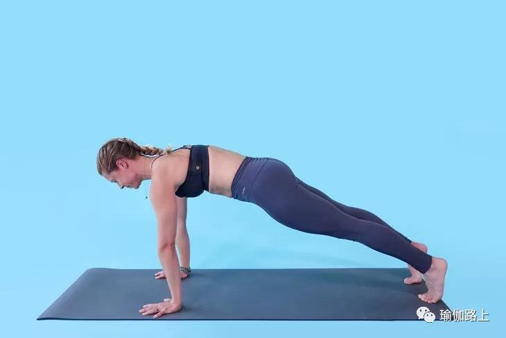 含胸驼背彻底纠正瑜伽体式,帮助孩子改善含胸驼背瑜伽