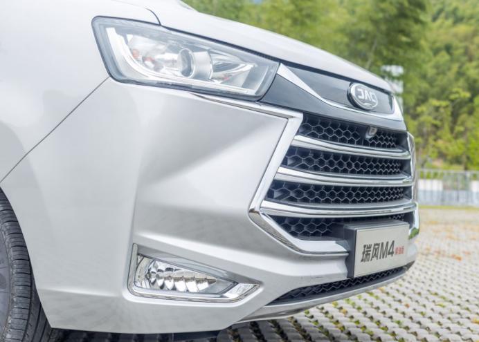 瑞风m42022款2.0lcng手动商务型,瑞风m4柴油版七座最新款