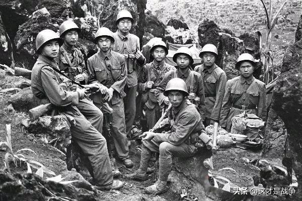 1984年，*锡龙廖**一战成名，*小平邓**说：此人重点培养，先当军长