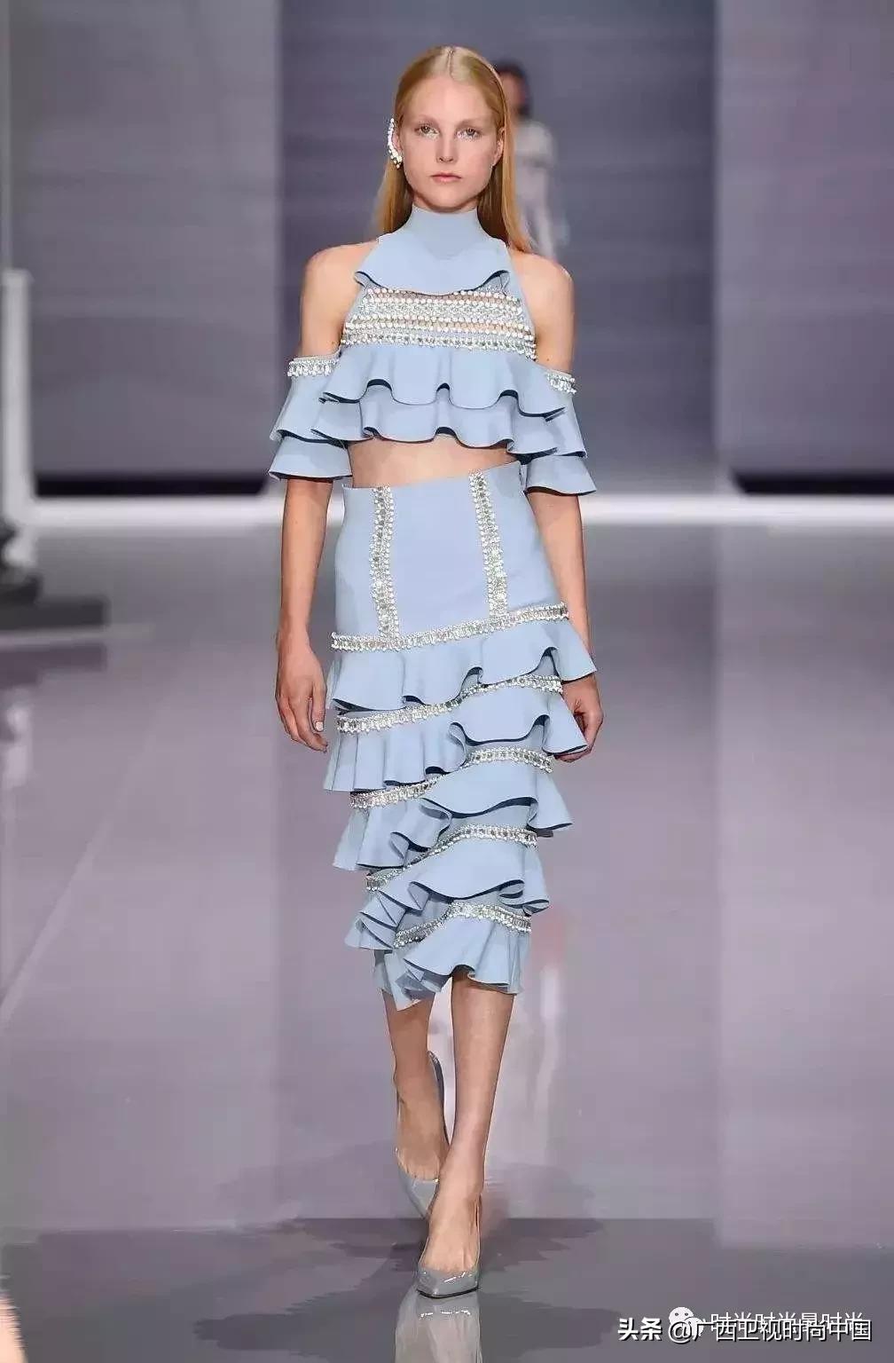 荷叶边显瘦又洋气,荷叶边的搭配技巧