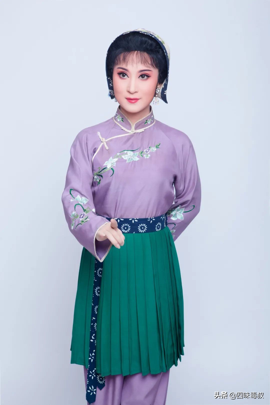 锡剧名家季春艳生活照,锡剧名家名单季春艳