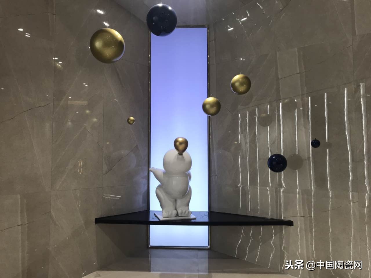 中陶君巡展-骏程：新装如此美，代言人柳岩你知道吗？