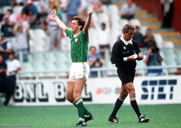 亨利06年世界杯附加赛手球,06年世界杯预选赛亨利手球助攻