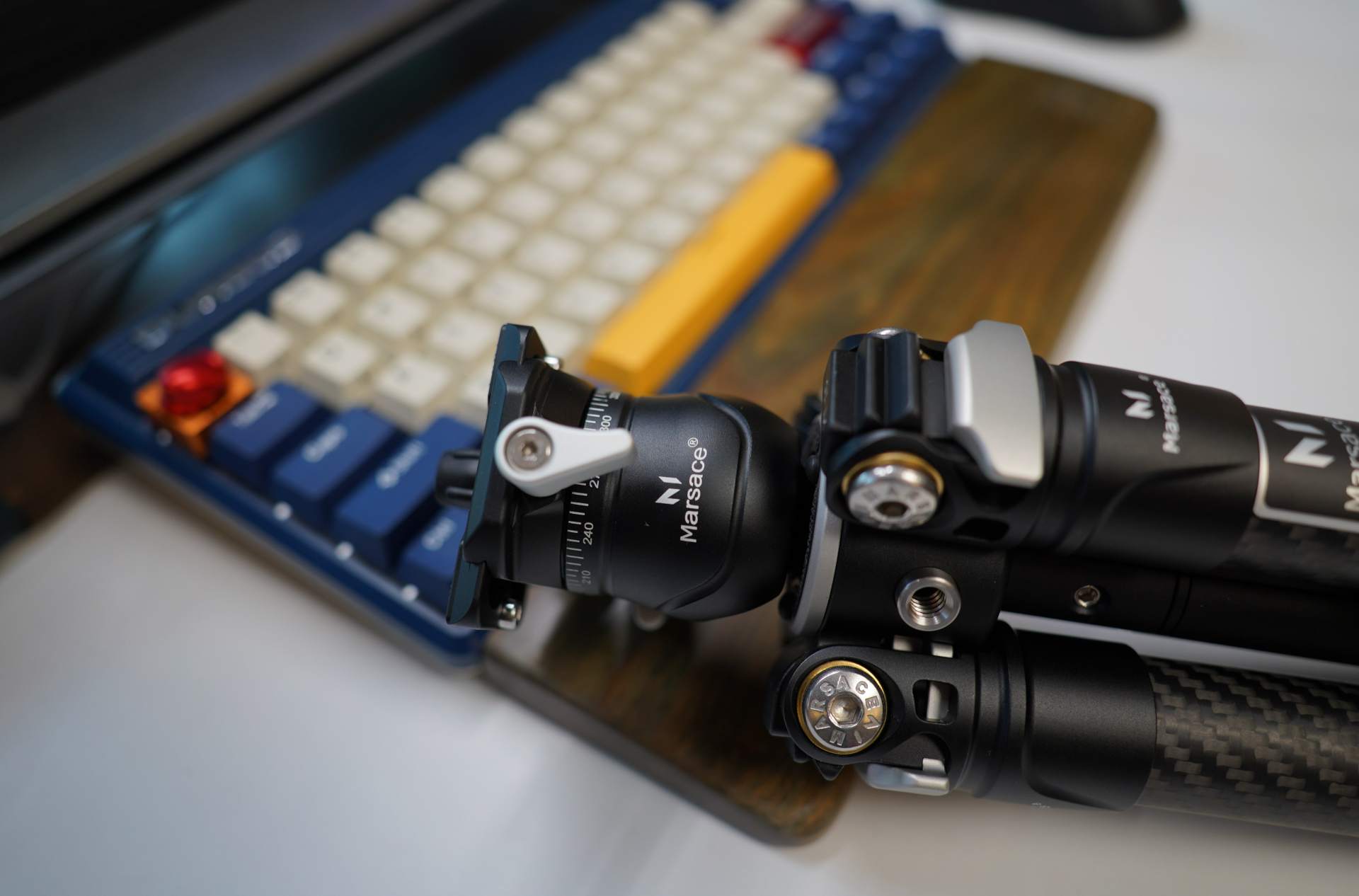 入门3脚架,7个实用的三脚架使用技巧