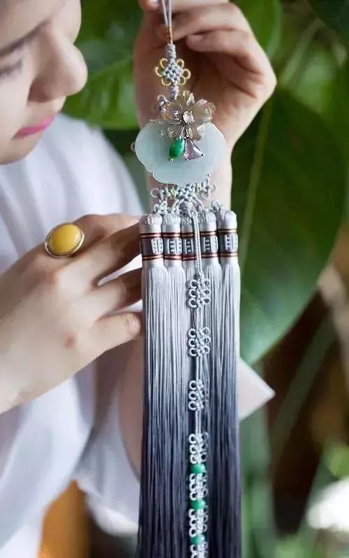 小学生中国结的编法图解,中国结蝴蝶挂件的编法图解