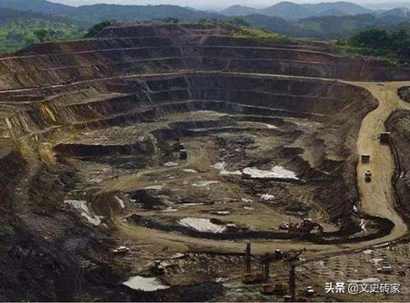 全球最大的黑人国家，资源很丰富却一贫如洗，人均日收入不足11元