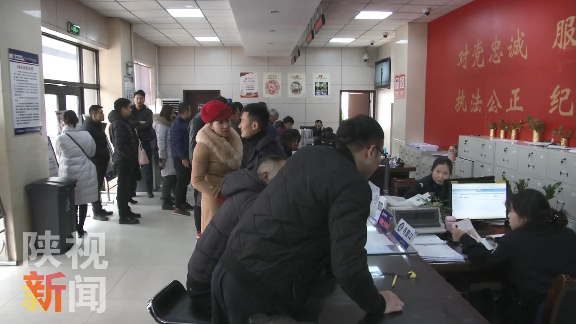 驾照扣了11分有什么后果,驾照分给人家扣分会有什么后果