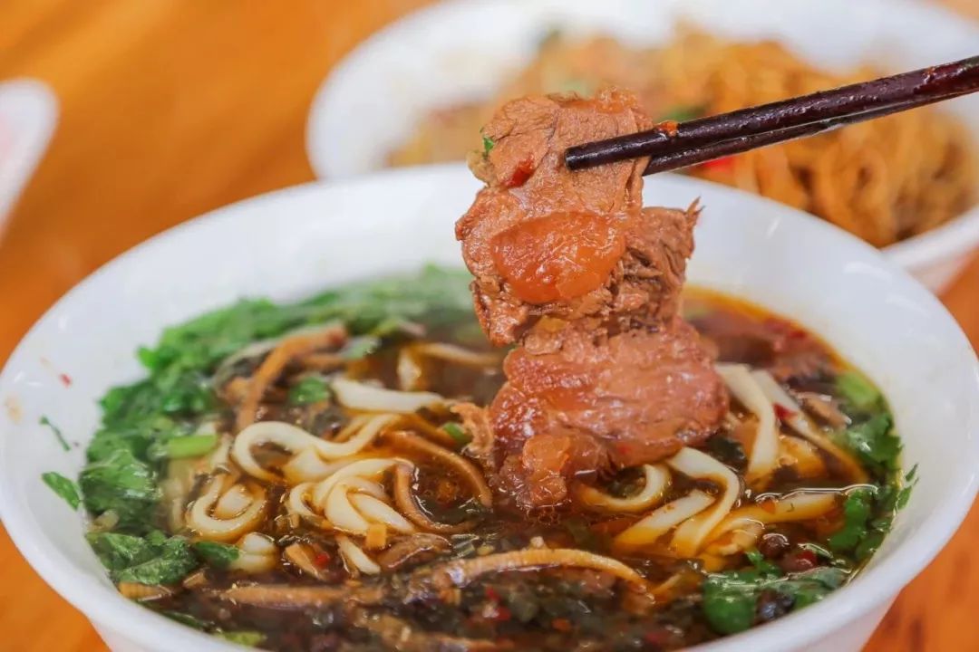 收藏长沙,长沙美食攻略我能从街头吃到街尾