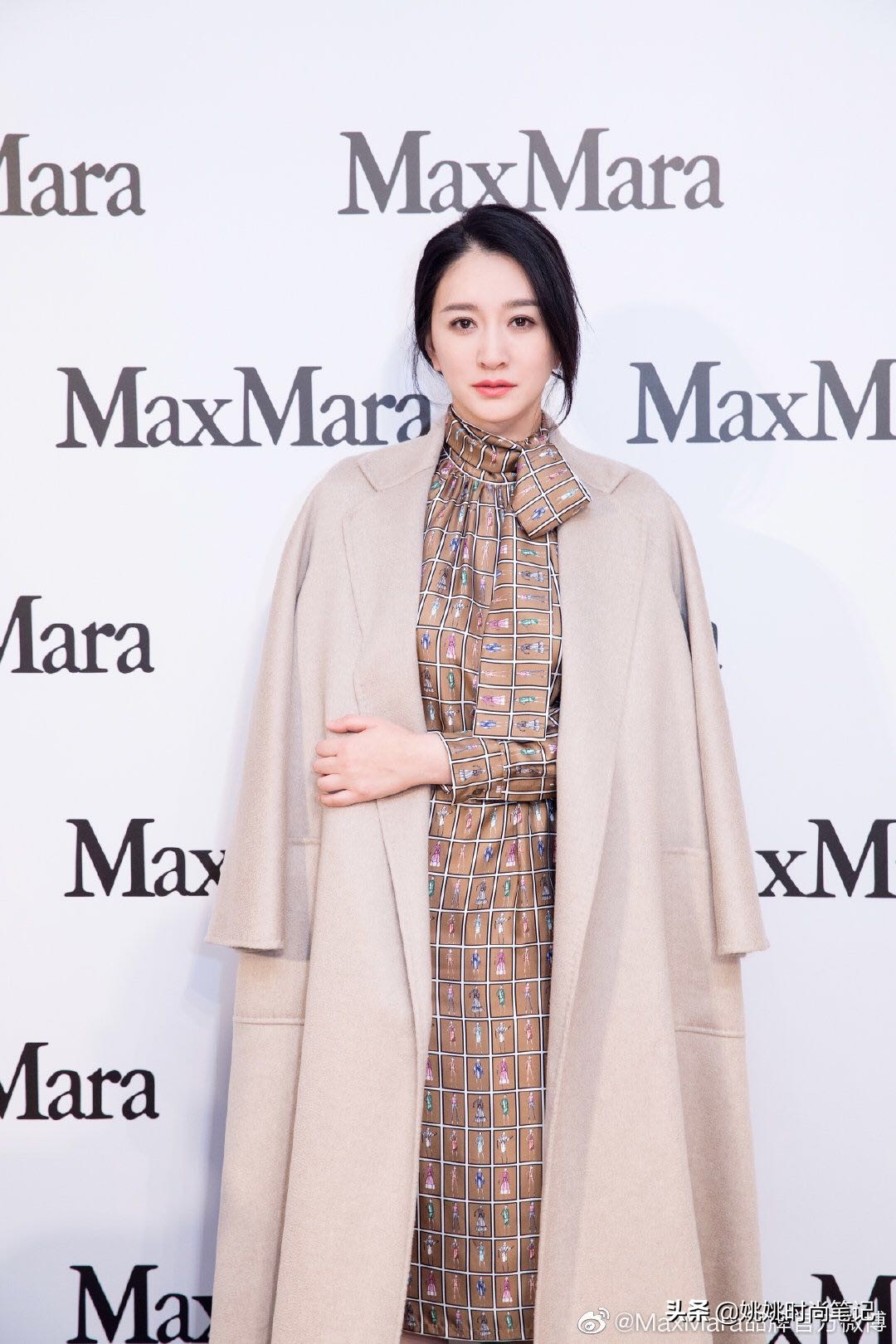 双面羊绒大衣为什么很薄,双面羊绒大衣为何有的软有的硬