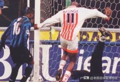 缅怀非洲50大球星之一，南非足球英雄，专虐国米后防的黑又硬