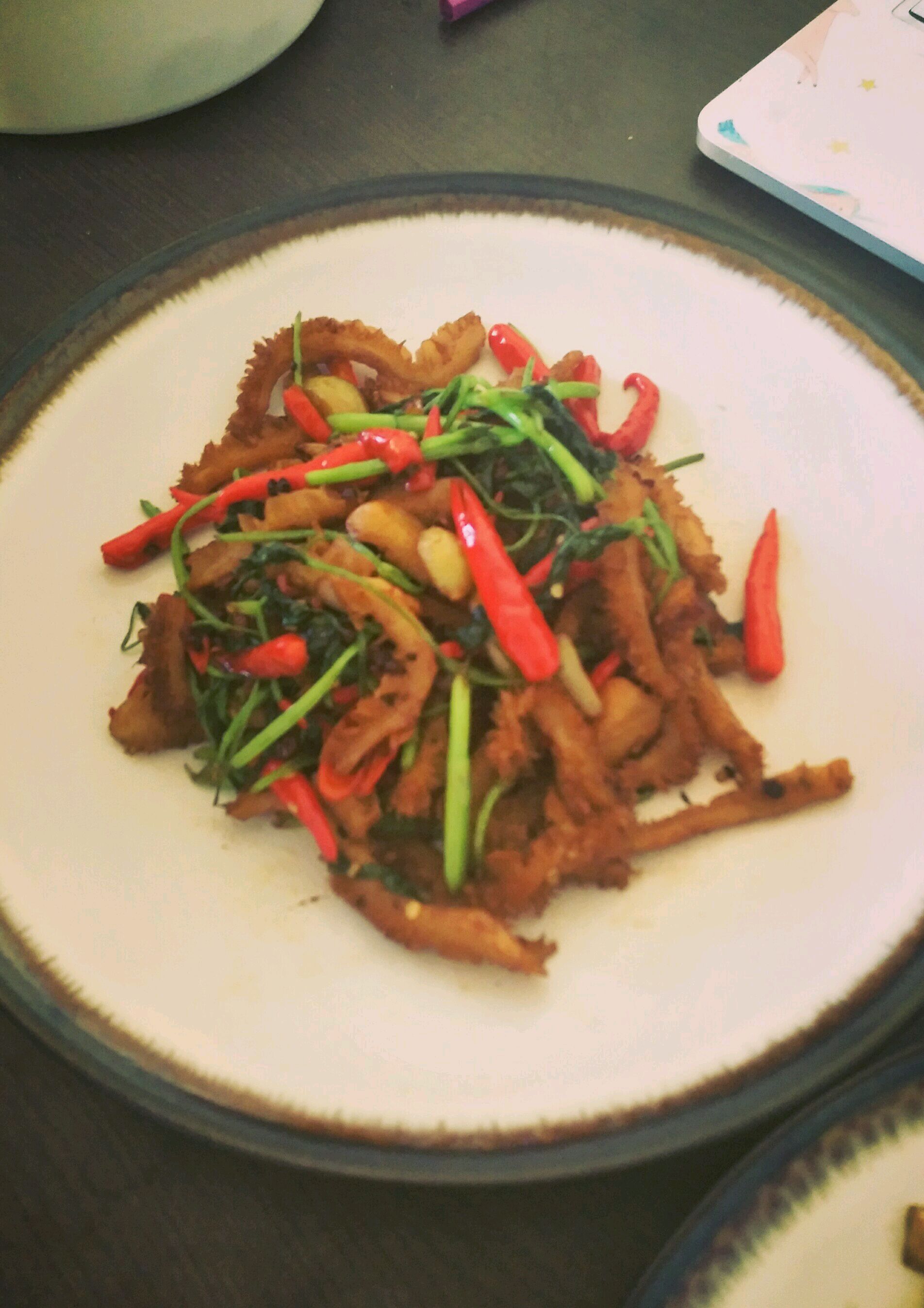 六月宁可不吃肉也要吃这菜,五十元一斤,增加皮肤胶原蛋白,值了