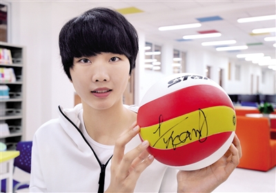 袁心玥身高1米99,1.99米袁心玥最萌身高差