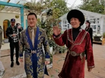 王菲前夫窦唯近照,王菲前夫窦唯现在的照片