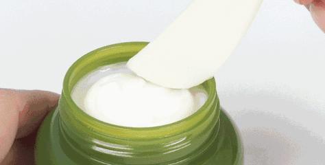 护肤品买成套的好还是单独的好,护肤品新手入门必看