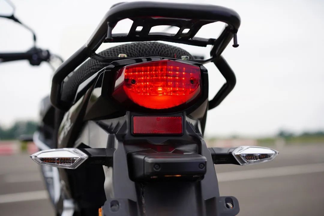 新大洲本田cbf190x长途摩旅,新大洲本田cbf190r对比豪爵nk150