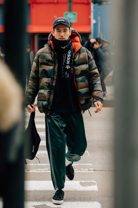 胖男人穿什么颜色的羽绒服,40岁男人穿什么颜色羽绒服好看