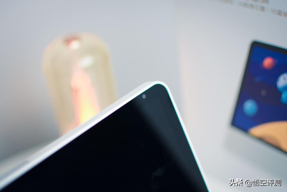 华为首款儿童专用学习产品！强悍鸿蒙系统：小精灵学习智慧屏评测