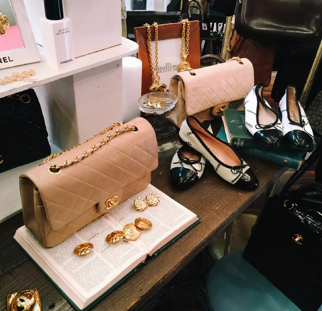 女明星为什么喜欢奢侈品,女明星都爱用的包包