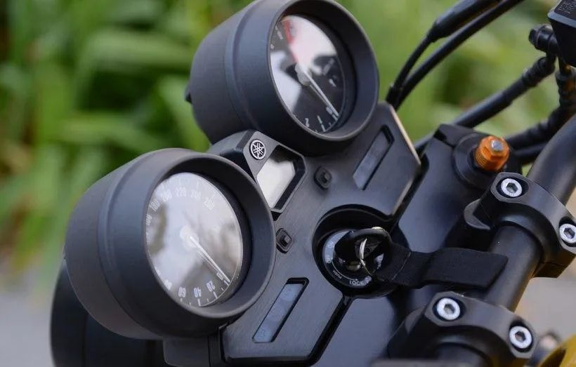 2020款顶配电喷雅马哈xjr1300,本田cb1300雅马哈xjr1300