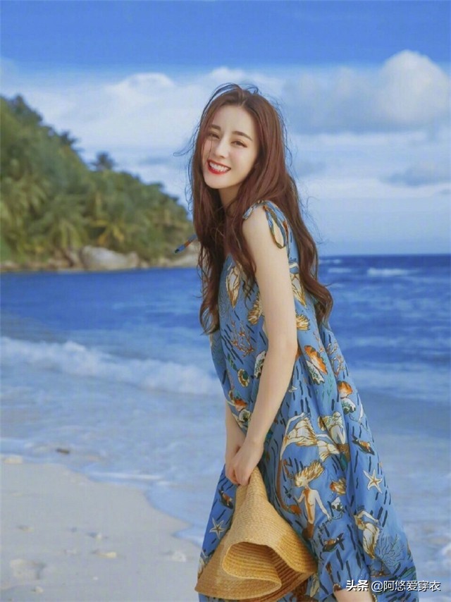 碎花连衣裙有哪些风格,碎花连衣裙显得土