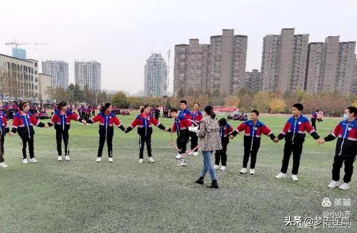梦语推荐：疫情防控常态化的新乡市一中运动会别样精彩