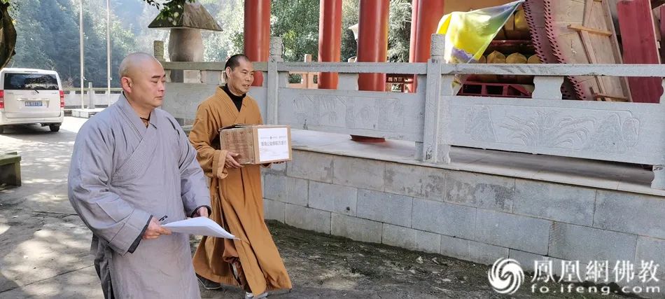 出家人并非超人,千寺万僧,都要直面“生病”这两个字