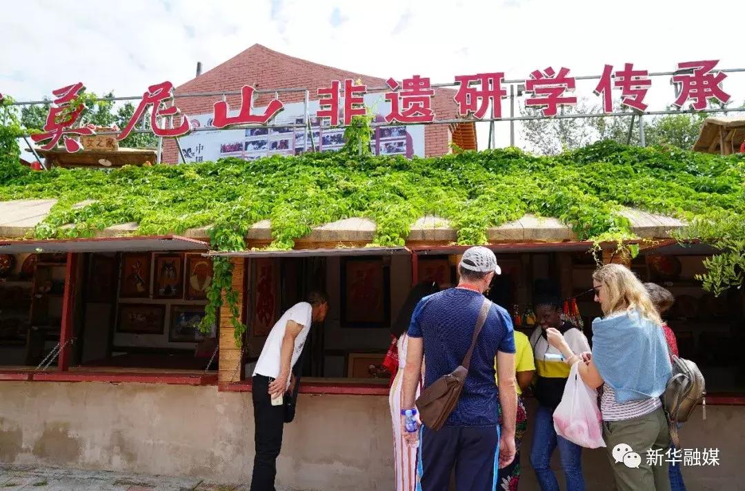 故宫口红惊艳世界的中国风,故宫口红文博会