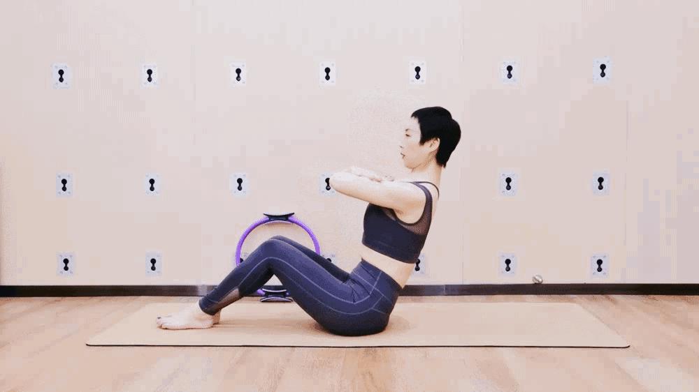 卷腹收腹瘦腰动作加长版,瘦肚子腰上赘肉最有效的方法卷腹