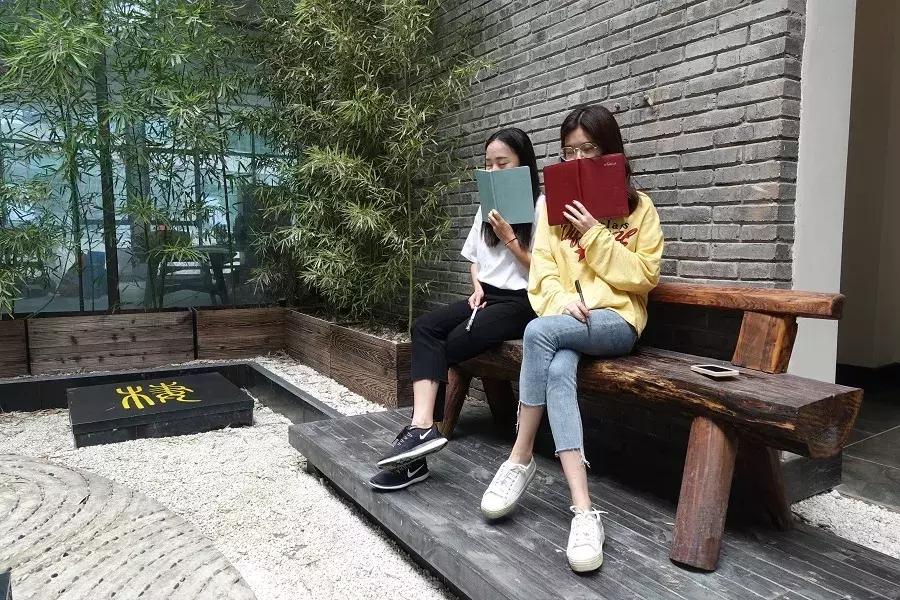 峨眉山下民宿推荐网红,峨眉山下避暑的民宿