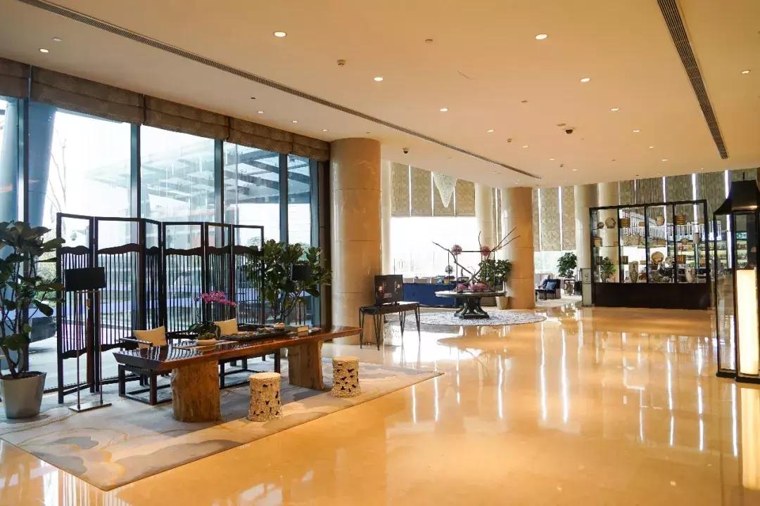 武汉世茂希尔顿酒店价格,思远说出的话