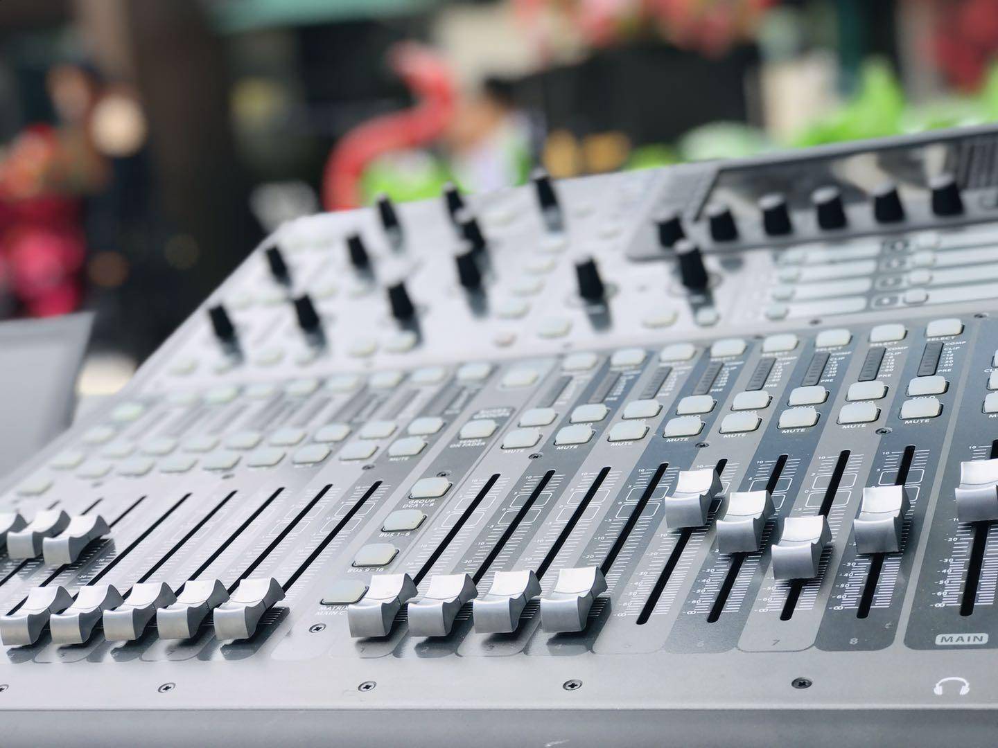 这款转换器太牛了!便宜的价格却能够外接调音台?