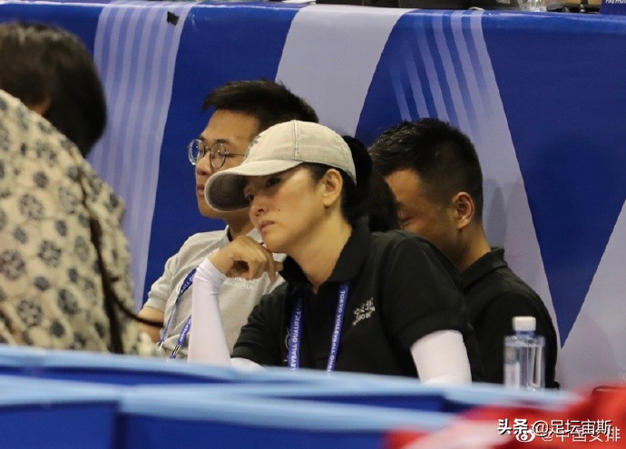 巩俐张常宁夺冠完整版,中国女排巩俐惊呆全场