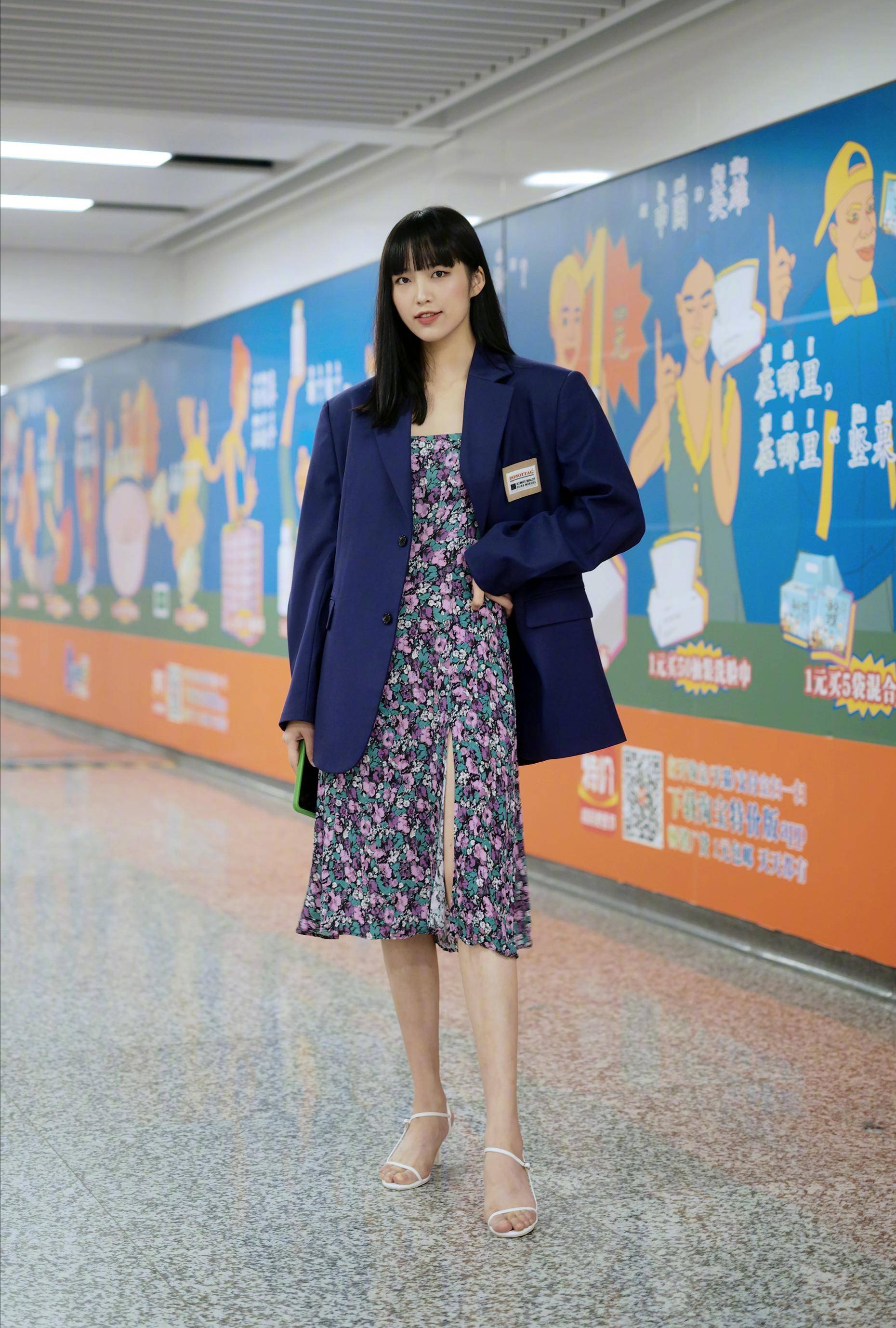 瑗胯鎬庝箞绌挎墠鑳芥樉寰椾笉鍍忓崠淇濋櫓,瑗胯鎬庝箞绌挎墠涓嶄細鍍忔槸鍗栦繚闄╃殑