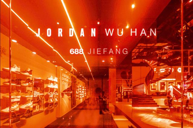 你还记得你是因为什么而爱上球鞋的吗？