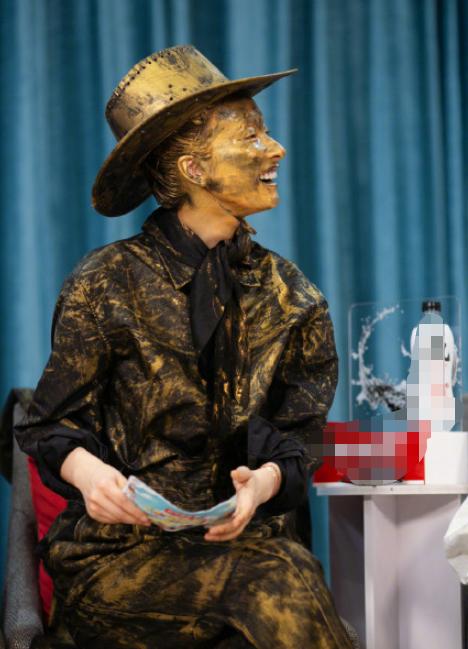 王鹤棣皱眉杨洋皱眉,明星被王鹤棣颜值惊艳