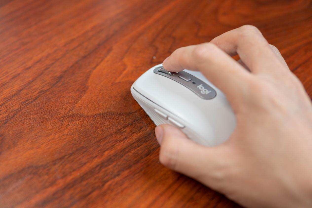 雷蛇proclick和罗技mxanywhere3,罗技鼠标mxanywhere3