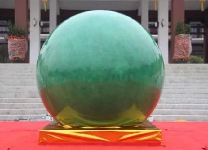 谁挖出6吨重的夜明珠,陕西男子挖到夜明珠如今成了路灯