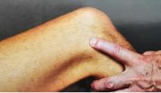 如何跑步才能避免髂胫束综合征,膝盖外侧髂胫束疼痛跑步怎么保护