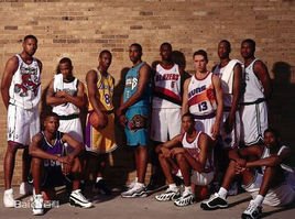 篮球发展历史-是谁发明的？如何从小游戏达到如今的普及程度？