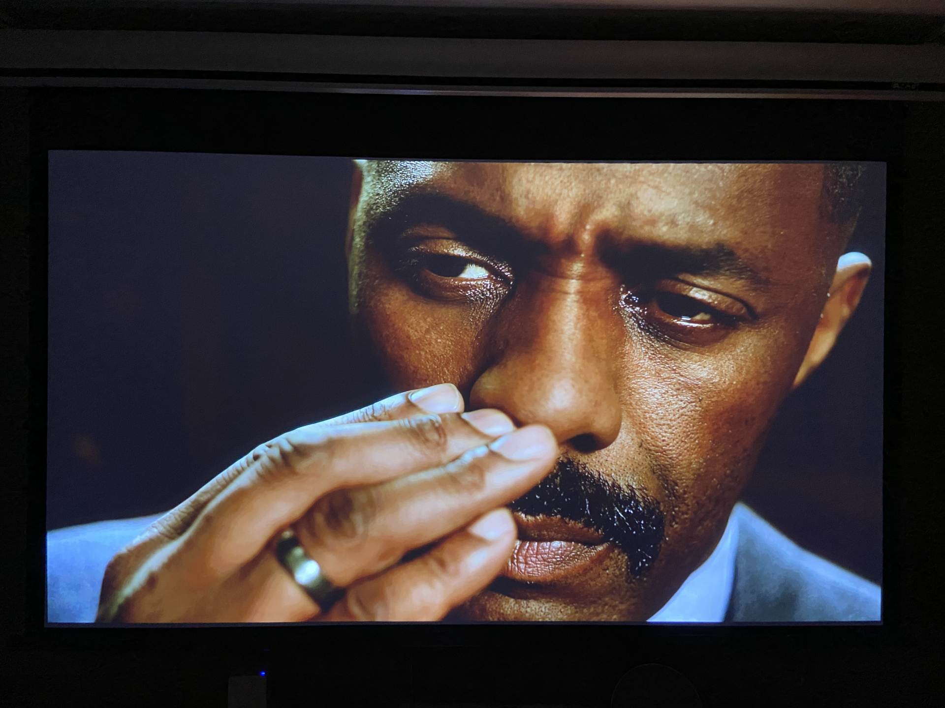 在家体验电影院,私人影院看电影体验