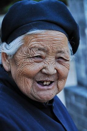 老有所依和老无所依的说说,有人老有所依有人老无所依文案