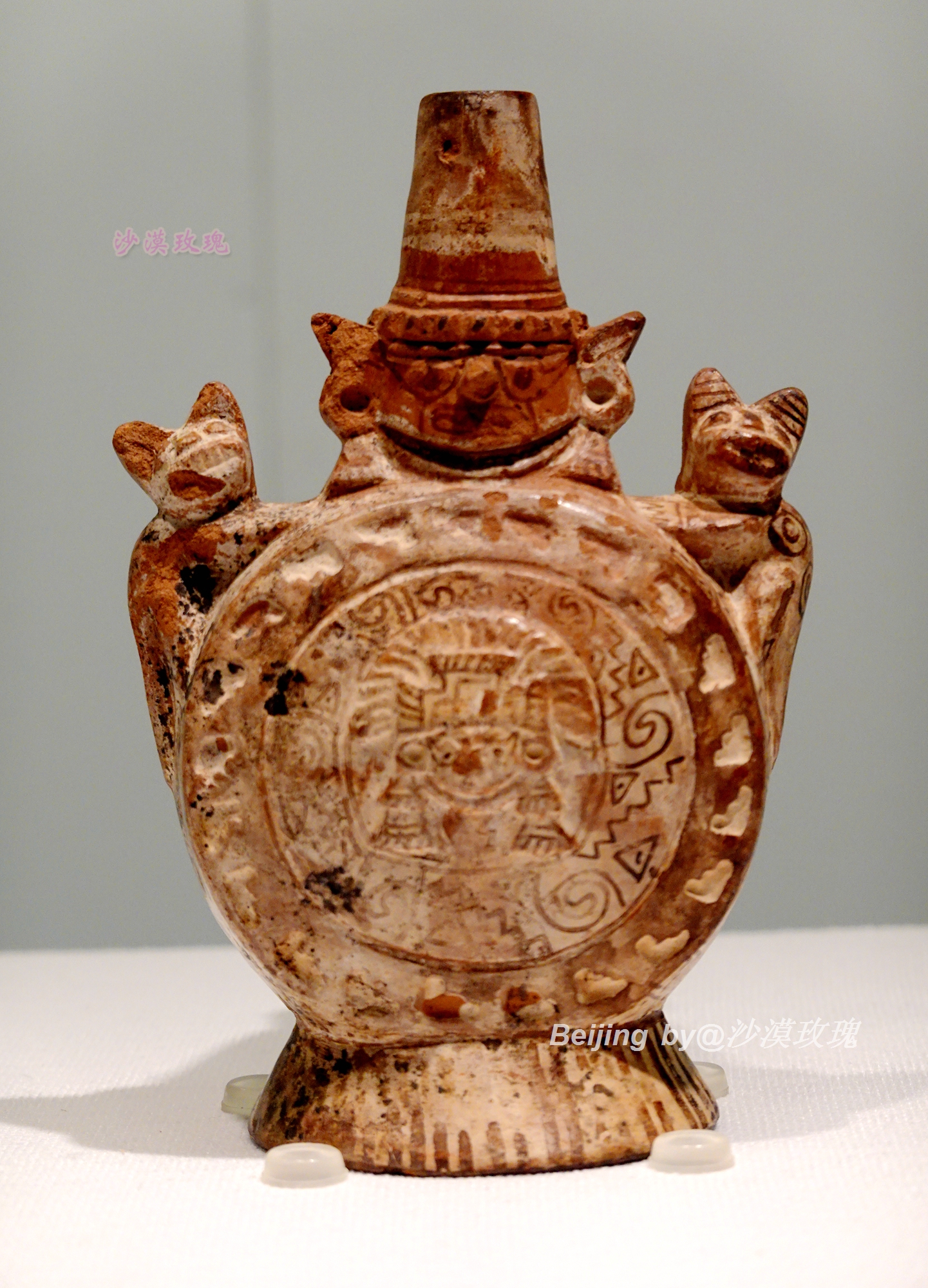 这个民族打造了古代秘鲁最精美的黄金头饰，比印加帝国早500年