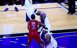 nba假摔十大经典,nba十大假摔排行榜