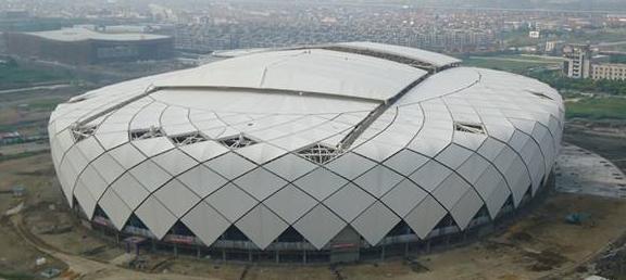 全世界最现代化的球场,中国全封闭球场