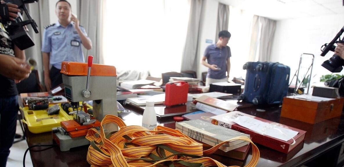 康王墓如何发现的,打开康王坟